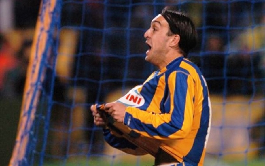 El festejo del gol de Rivarola para la victoria de Central ante Newell's en la Sudamericana 2005